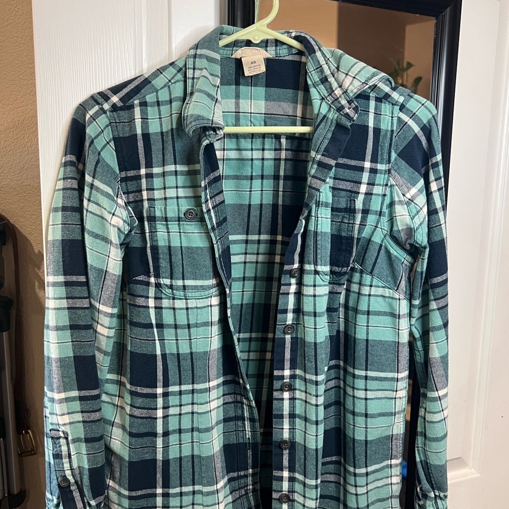 Duluth Trading Company Plaid Button-Up Shirt